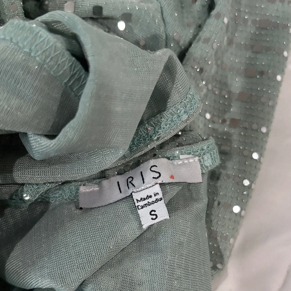 iris sage green